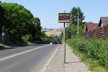 Úsekové měření v Moravském Krumlově zpomalilo řidiče. Přestupků ubylo o polovinu